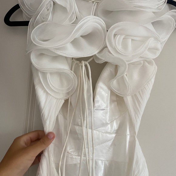 Mac Duggal Ieena Cutout Chiffon Gown - Picture 9 of 12